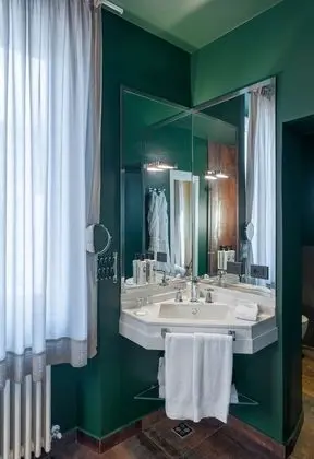 Nine Suite