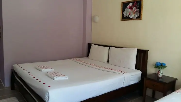 Basic Tek Büyük Yataklı Oda