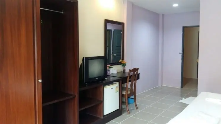 Basic Tek Büyük Yataklı Oda