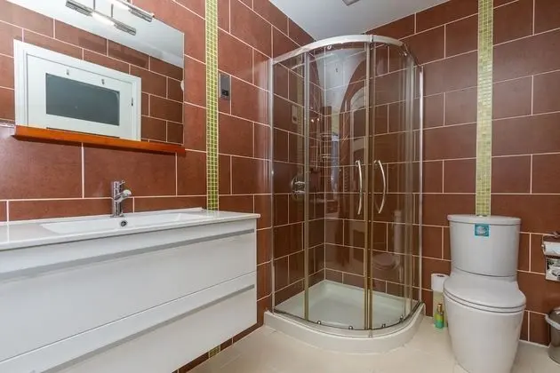 Tek Büyük Yataklı Oda, Banyolu/Duşlu (Four Poster)