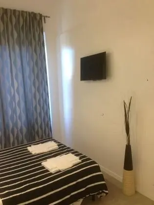 Classic Tek Büyük Yataklı Oda