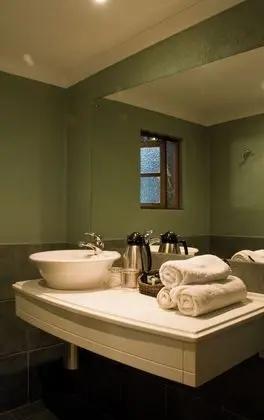 Garden Suite Family Room