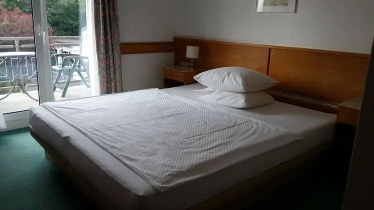 Büyük Yataklı Tek Kişilik Oda, Balkon (Water Bed)