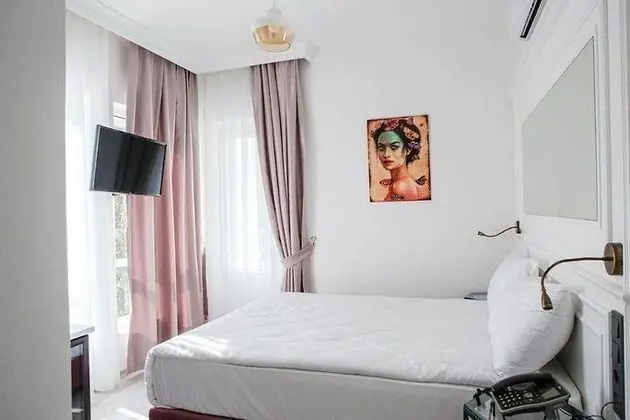 Standart Oda, Şehir Manzaralı