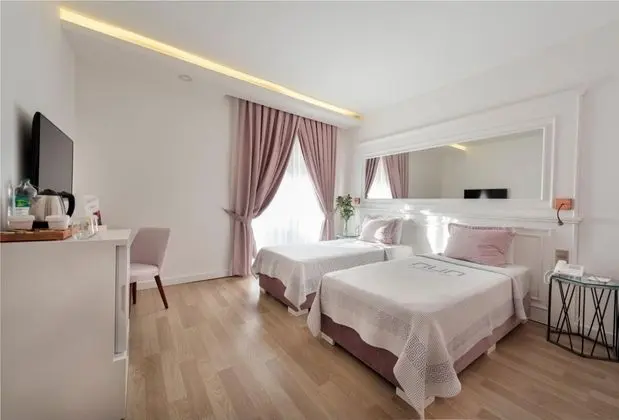 Standart Oda, Şehir Manzaralı