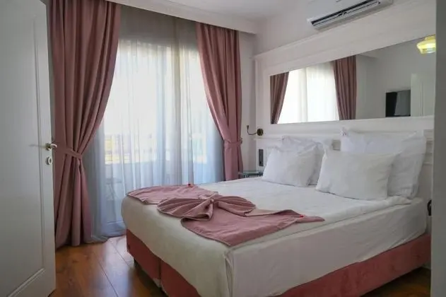 Suite Oda Balkonlu, Şehir Manzaralı