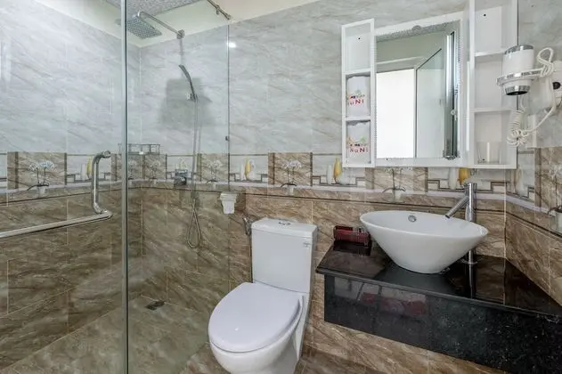 Üç Kişilik Oda
