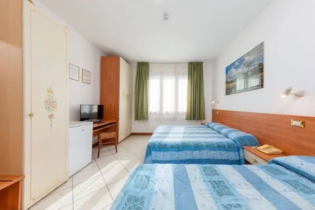 Family Üç Kişilik Oda, Özel Banyo