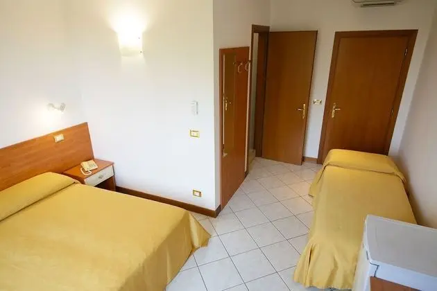 Family Üç Kişilik Oda, Özel Banyo