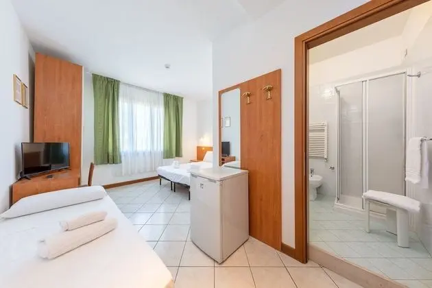 Family Üç Kişilik Oda, Özel Banyo
