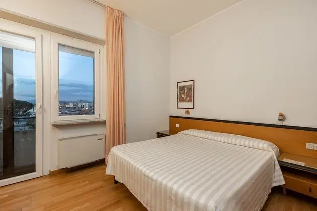 Standard Tek Büyük veya İki Ayrı Yataklı Oda