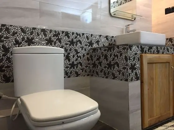 Deluxe Tek Büyük Yataklı Oda, 1 Yatak Odası, Sigara İçilmez, Özel Banyo