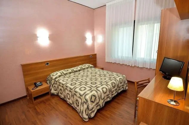 Standard Tek Büyük veya İki Ayrı Yataklı Oda, 1 Yatak Odası