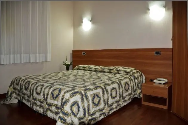 Standard Tek Büyük veya İki Ayrı Yataklı Oda, 1 Yatak Odası