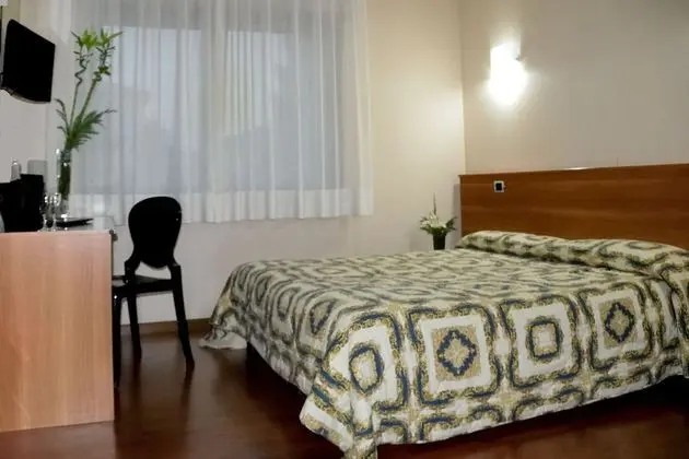 Standard Tek Büyük veya İki Ayrı Yataklı Oda, 1 Yatak Odası
