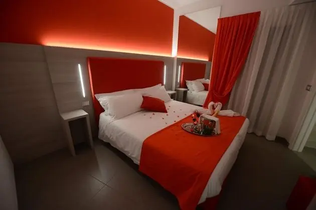 Tek Büyük veya İki Ayrı Yataklı Oda