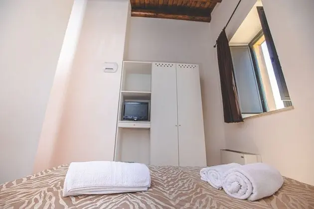 Camera Matrimoniale Piccola