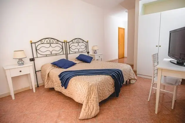 Tek Büyük Yataklı Oda