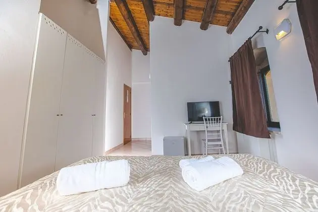 Tek Büyük Yataklı Oda