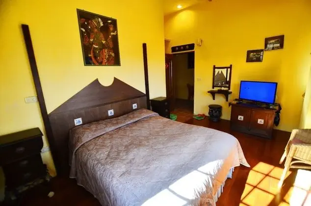 Honeymoon Tek Büyük Yataklı Oda