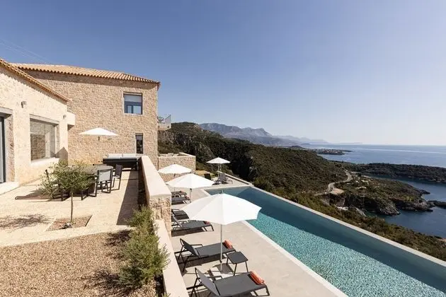 Main Villa