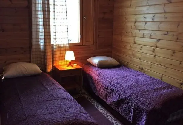 Traditional Ev, Birden Çok Yatak Odası, Sauna