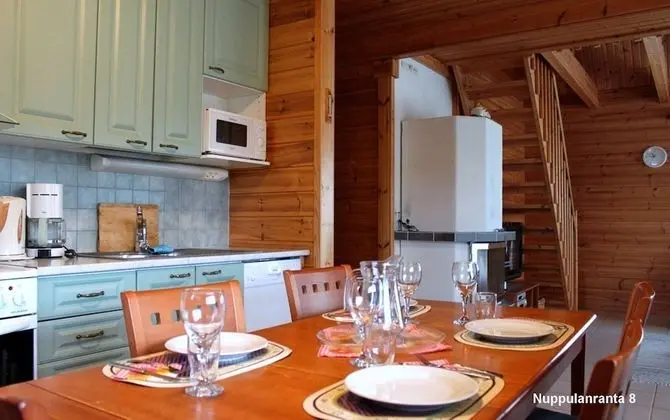 Traditional Ev, Birden Çok Yatak Odası, Sauna