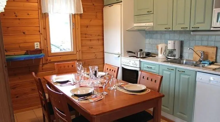 Traditional Ev, Birden Çok Yatak Odası, Sauna