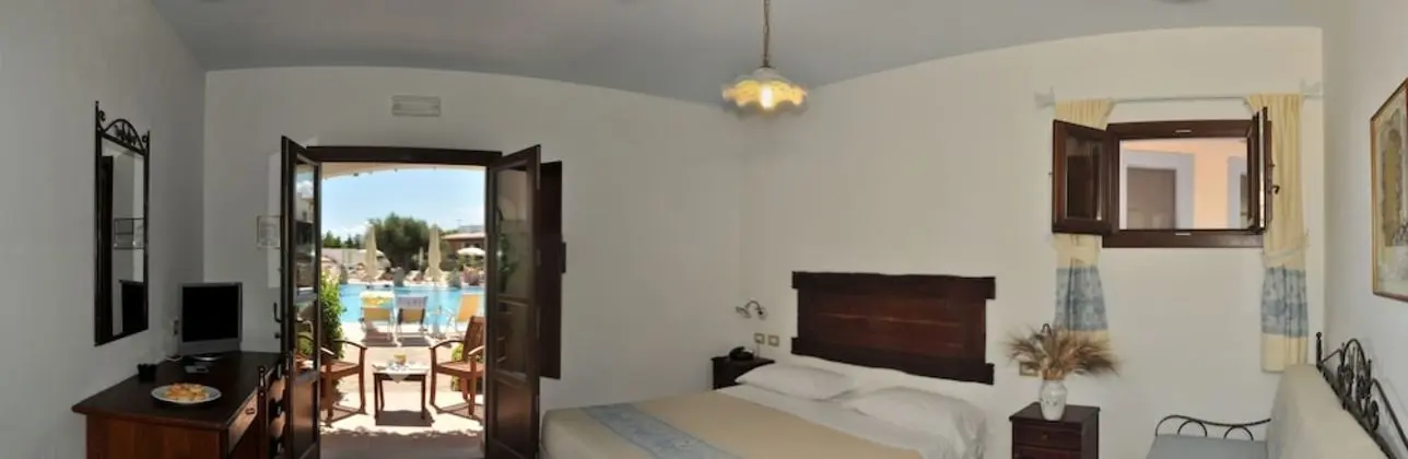 Premium Tek Büyük Yataklı Oda