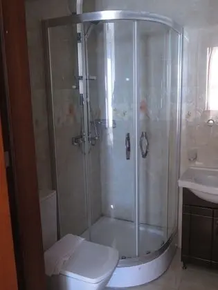 Classic Tek Büyük Yataklı Oda