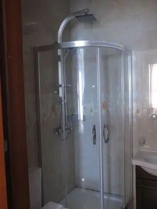 Classic Tek Büyük Yataklı Oda