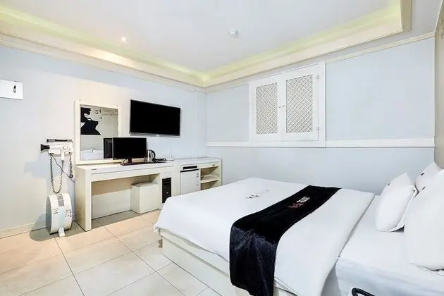 Non-Smoking Room