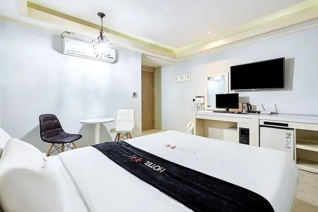 Non-Smoking Room