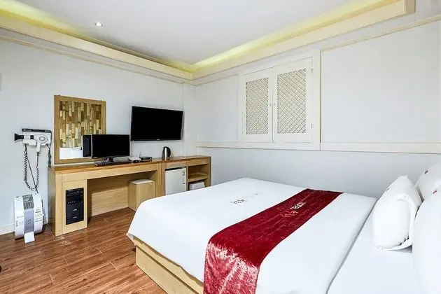 Non-Smoking Room