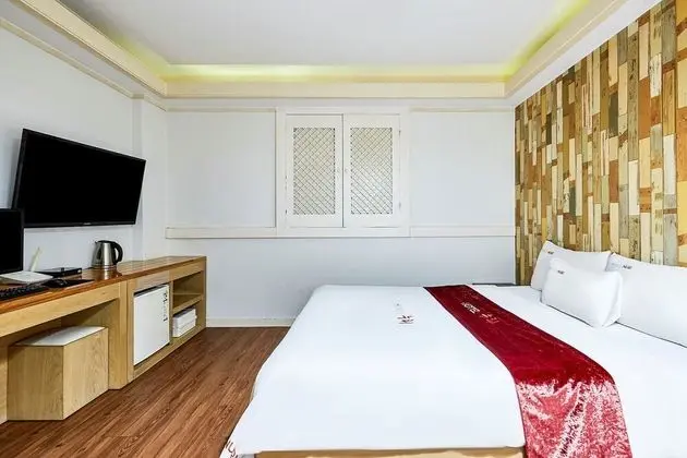 Non-Smoking Room