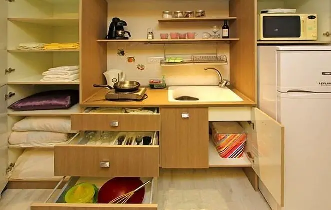 Deluxe Stüdyo, Jakuzi