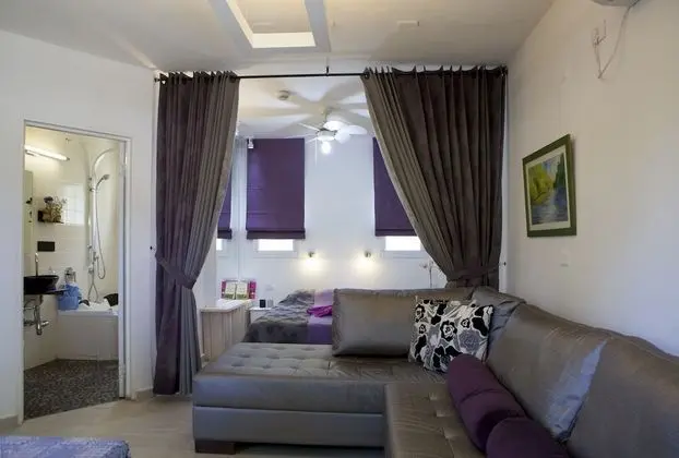 Deluxe Stüdyo, Jakuzi