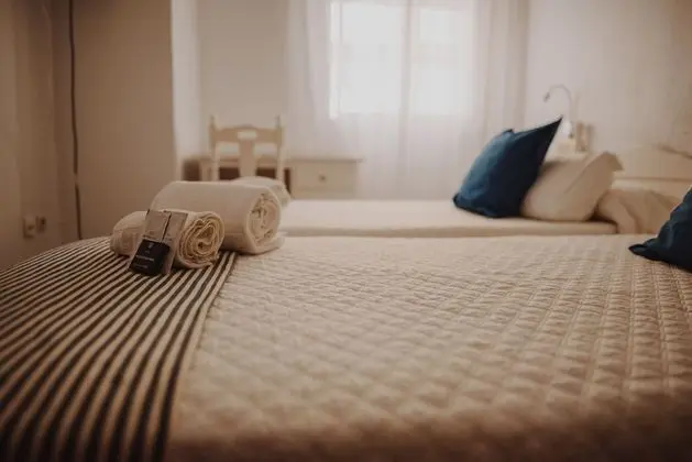 Superior Üç Kişilik Oda, 3 Tek Kişilik Yatak