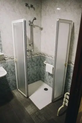 Tek Büyük Yataklı Oda, 1 Çift Kişilik Yatak, Zemin Kat