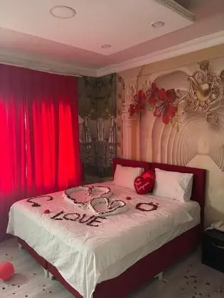 Standard Tek Büyük Yataklı Oda