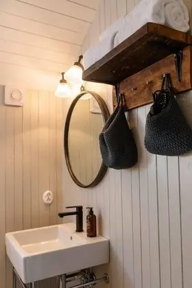 Bay - Cabin Suite Plus