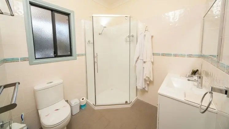 Deluxe Süit, 1 Büyük (Queen) Boy Yatak, Kısmi Göl Manzaralı, Executive Katı