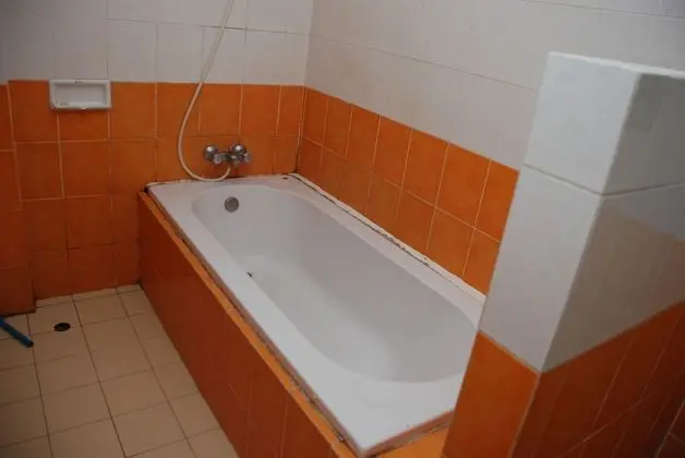 Double Room with Bathtub