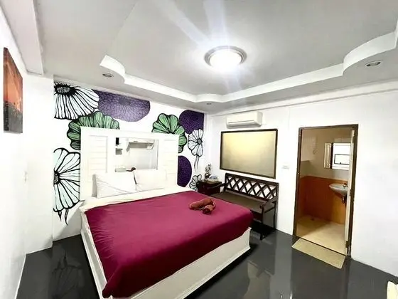 Double Room with Bathtub