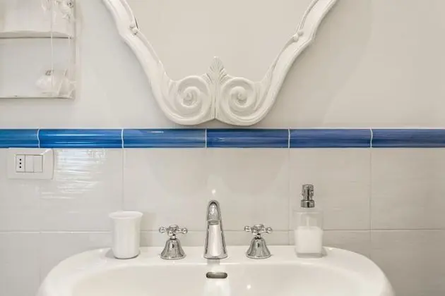 Comfort Tek Büyük Yataklı Oda, Balkon, Şehir Manzaralı