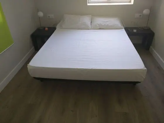 Economy Tek Büyük Yataklı Oda, Ortak Banyo