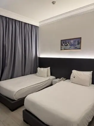 Tek Büyük Yataklı Oda
