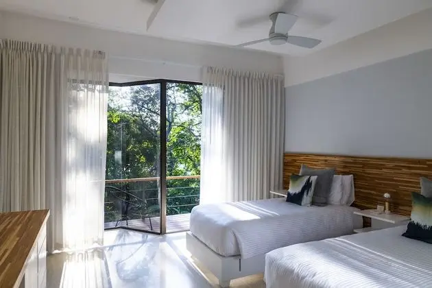 Deluxe Friend Balcony