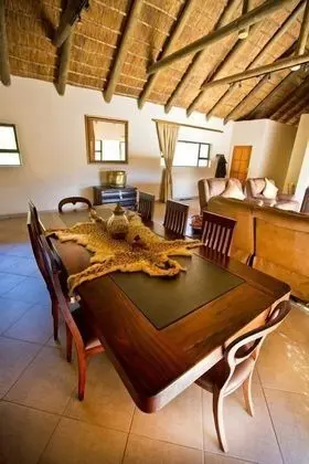 Nightjar Retreat - 4 Bedroom Bush Villa