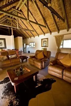 Nightjar Retreat - 4 Bedroom Bush Villa